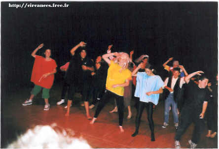 00-07-danse-spec.jpg